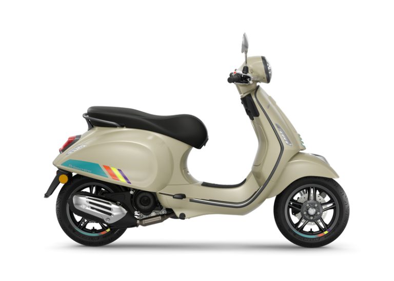 Vespa_Primavera_S_50_BeigeAvvolgente_Lat-DX-1024x576-1024x1024